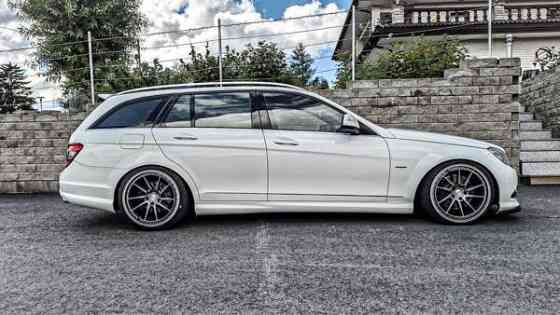 Mercedes-Benz C Uusikaarlepyy