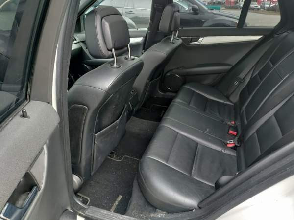 Mercedes-Benz C Turtkul - valokuva 8