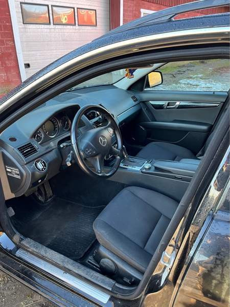 Mercedes-Benz C Ylihärmä – foto 6