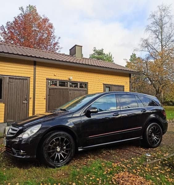 Mercedes-Benz R Glebychevo - valokuva 5