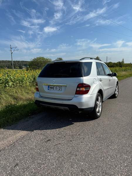 Mercedes-Benz ML Helsinki - valokuva 4