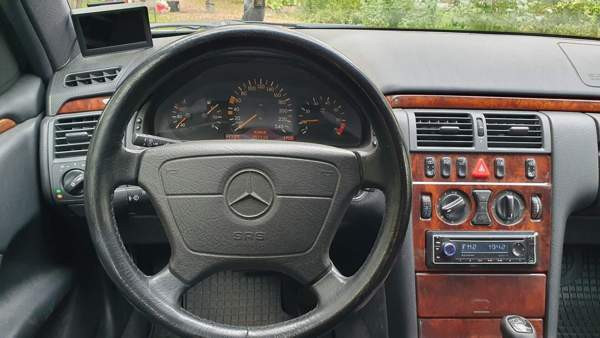 Mercedes-Benz E Helsinki - изображение 5