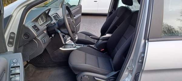 Mercedes-Benz B Tampere - valokuva 8