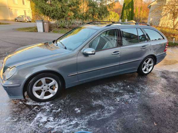 Mercedes-Benz C Nokia - photo 3