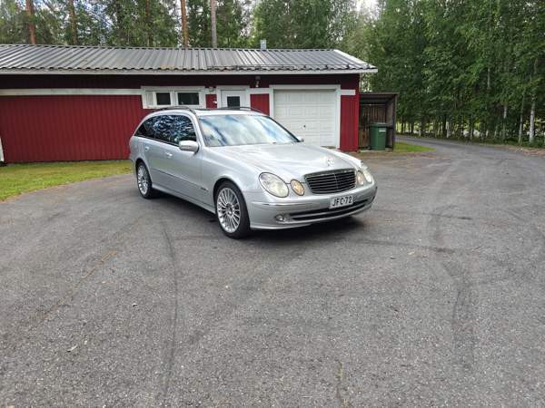 Mercedes-Benz E Liperi - изображение 2