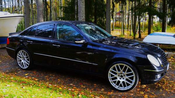 Mercedes-Benz E Каарина - изображение 2