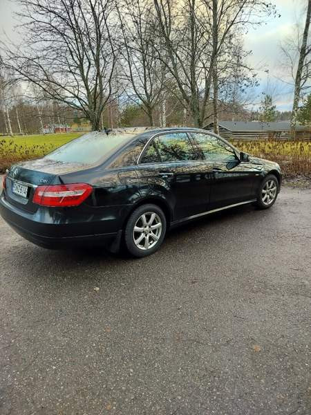 Mercedes-Benz E Ikaalinen - valokuva 2