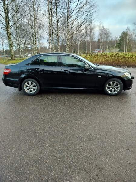 Mercedes-Benz E Ikaalinen - valokuva 3