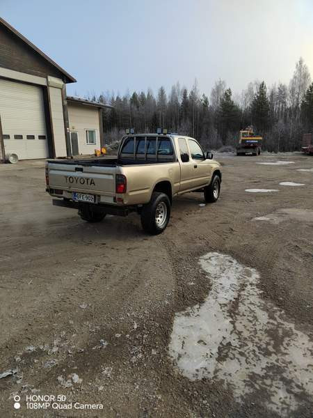 Toyota Hilux Kivijärvi - valokuva 4