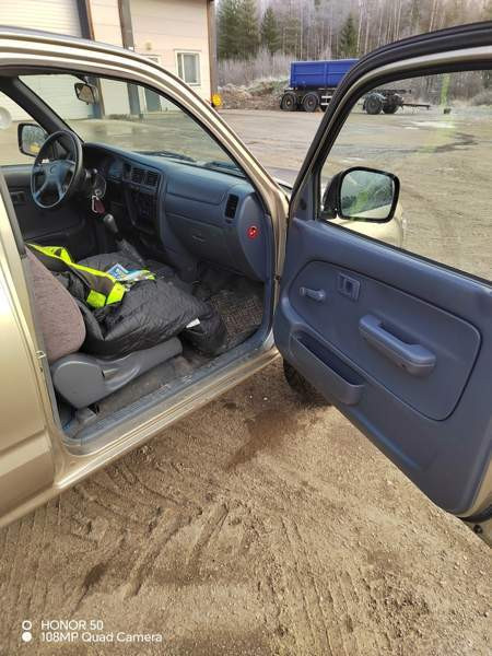 Toyota Hilux Kivijärvi - valokuva 7
