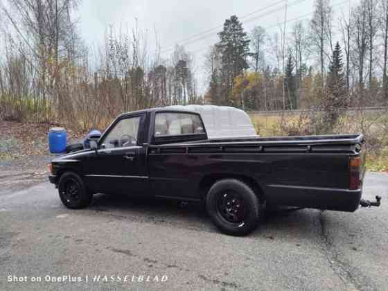 Toyota Hilux Лемпяаля