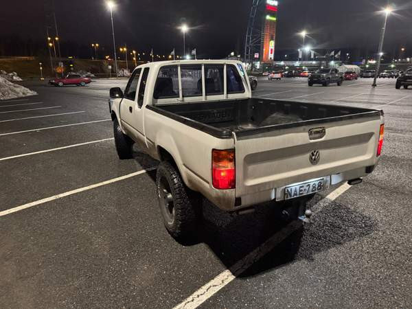 Toyota Hilux Yloejaervi - photo 4