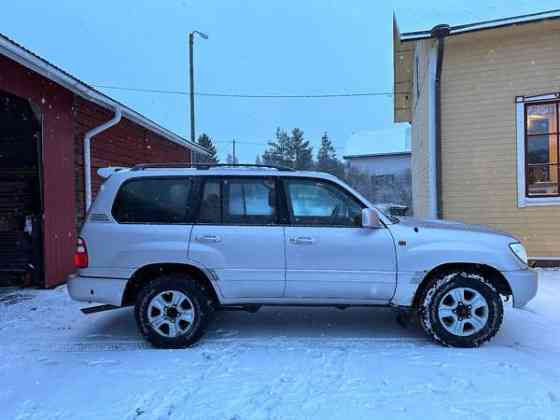 Toyota Land Cruiser Turtkul