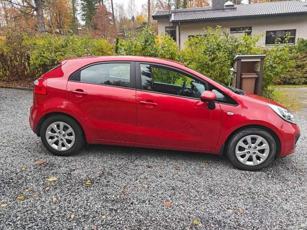 Kia Rio Kangasala - valokuva 2