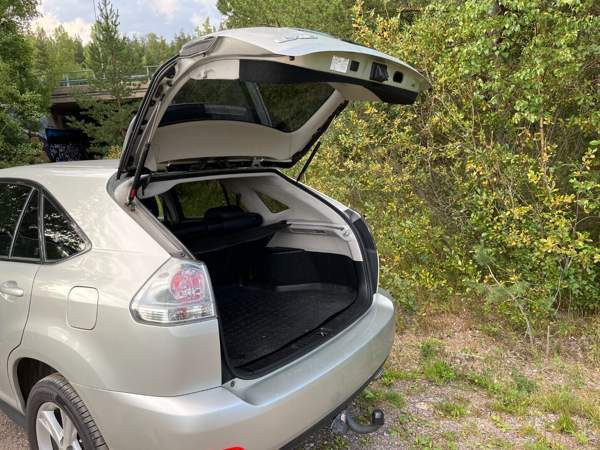 Lexus RX Helsinki - valokuva 7