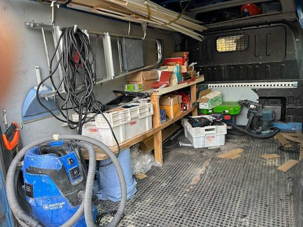 Ford Transit Helsinki - valokuva 4