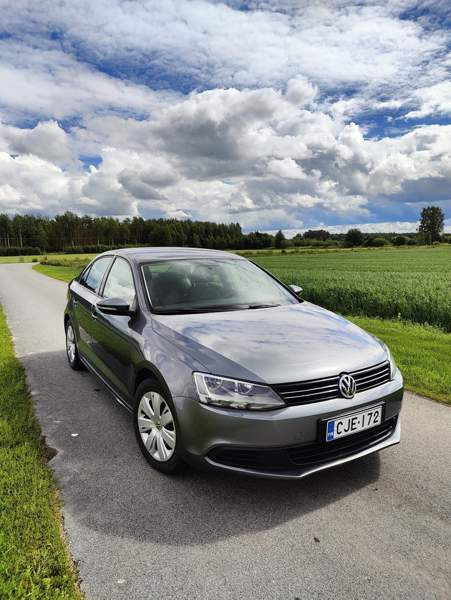 Volkswagen Jetta Alahärmä - valokuva 1