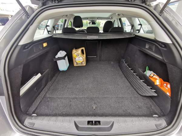 Peugeot 308 Хювинкяя - изображение 7