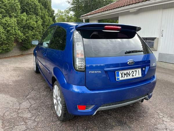 Ford Fiesta Турткуль - изображение 6