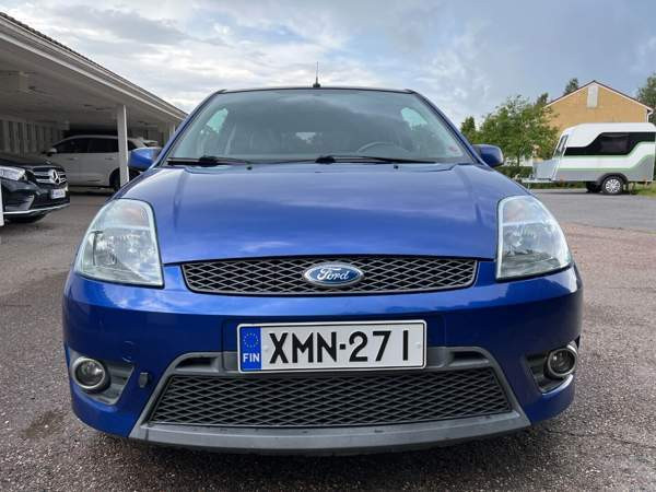 Ford Fiesta Турткуль - изображение 8