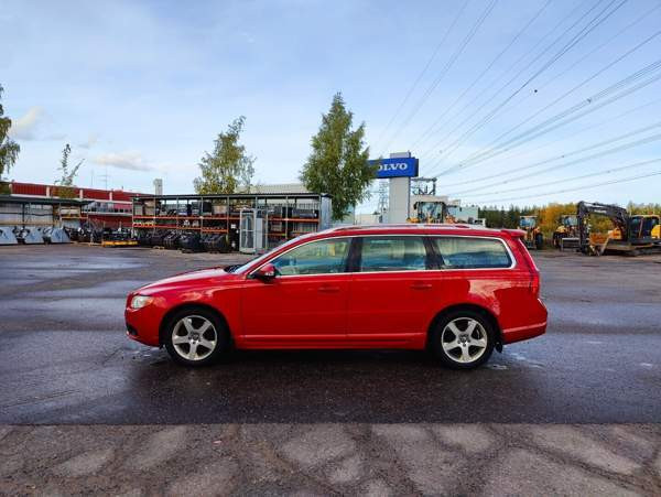 Volvo V70 Jaervenpaeae – foto 2