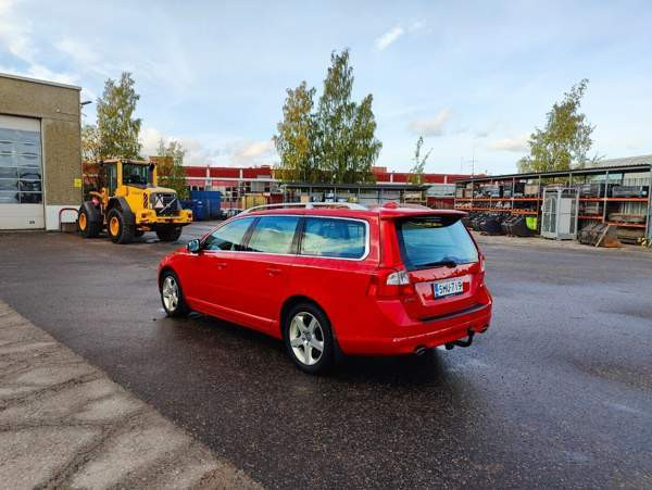 Volvo V70 Jaervenpaeae – foto 3