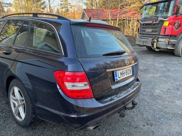 Mercedes-Benz C Kuopio - valokuva 2