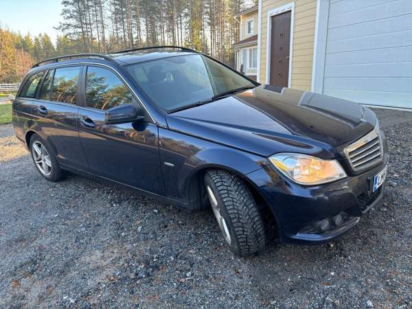 Mercedes-Benz C Kuopio - valokuva 4