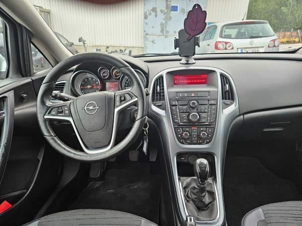 Opel Astra Helsinki - photo 7