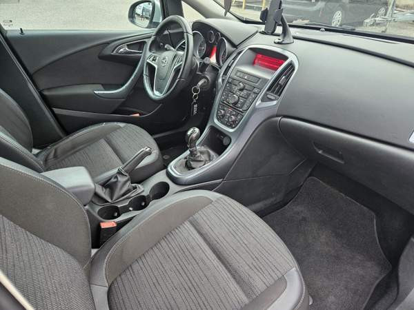 Opel Astra Helsinki - photo 5