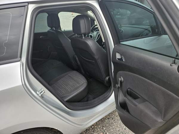 Opel Astra Helsinki - photo 6