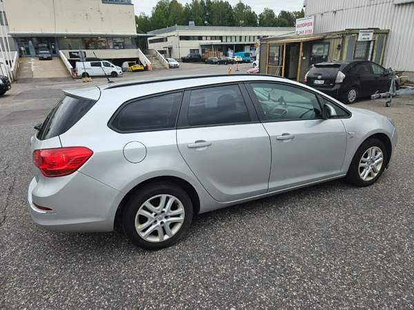 Opel Astra Helsinki - photo 4