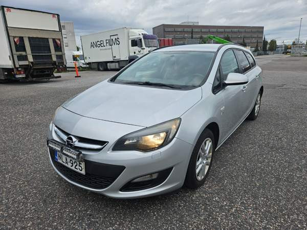 Opel Astra Helsinki - photo 1