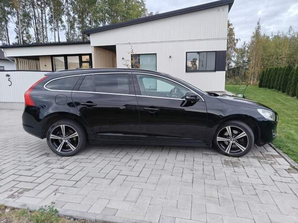 Volvo V60 Nurmijärvi - valokuva 3
