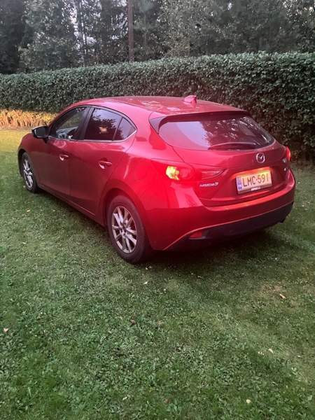 Mazda 3 Oulu - valokuva 8