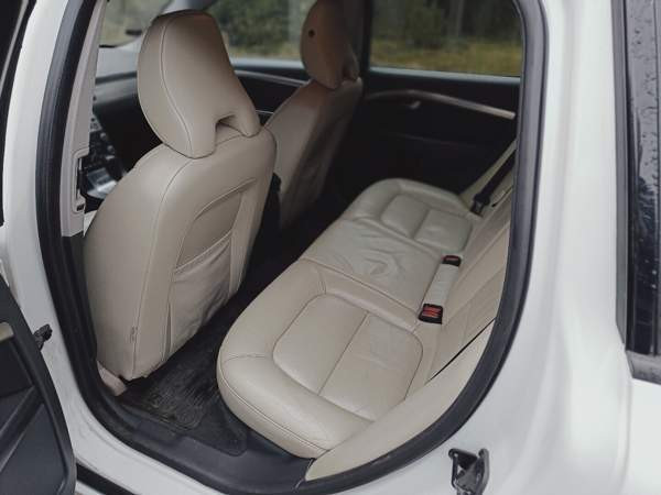 Volvo V70 Haukipudas - valokuva 6