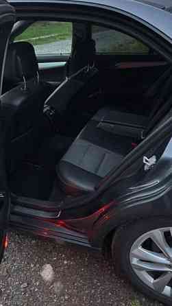 Mercedes-Benz C Siuntio