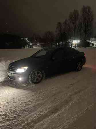 Mercedes-Benz C Siuntio