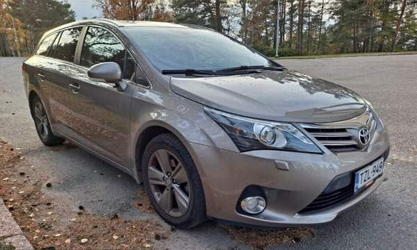 Toyota Avensis Раума - изображение 1