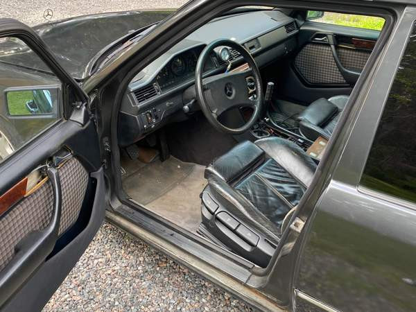 Mercedes-Benz 300 Helsinki - photo 8