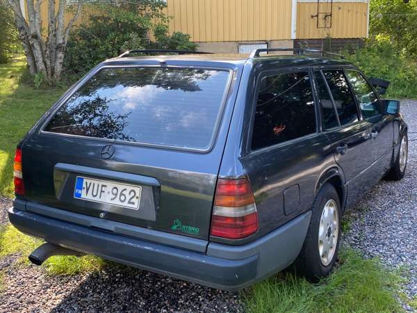 Mercedes-Benz 300 Helsinki - photo 3