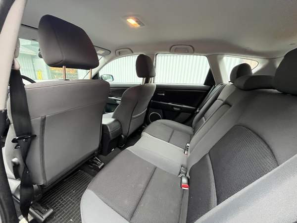 Mazda 3 Уусикаупунки - изображение 7