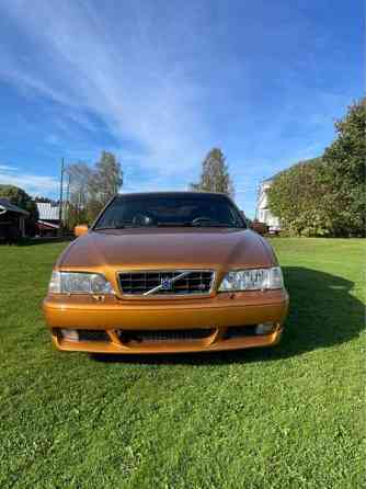 Volvo V70 Kruunupyy