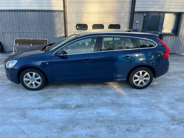 Volvo V60 Jyväskylä - valokuva 2