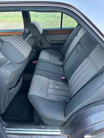 Mercedes-Benz 300 Raahe