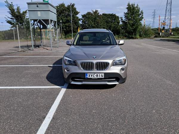 BMW X1 Турткуль - изображение 1