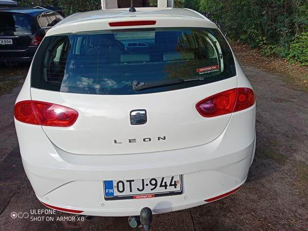 Seat Leon Oulu - valokuva 5