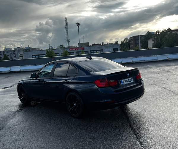 BMW 320 Seinäjoki - valokuva 4