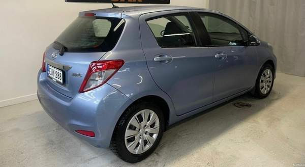 Toyota Yaris Espoo - valokuva 3