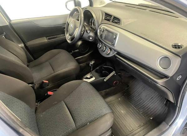 Toyota Yaris Espoo - valokuva 8